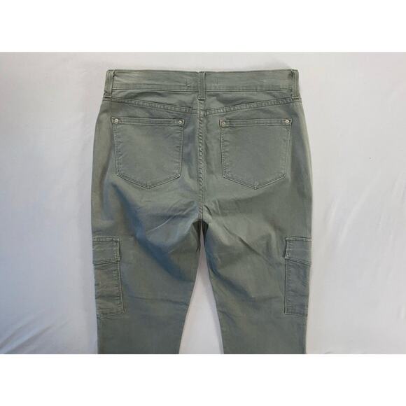 NYDJ Lift/Tuck Lightweight Stretch Cargo Pants. Washed Olive, Women's 10. Read. - Picture 8 of 9